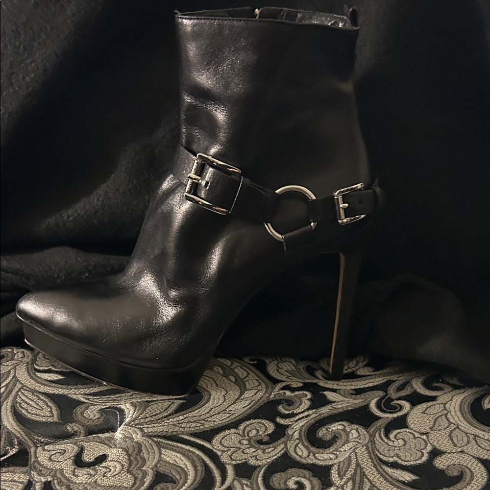 Michael Kors Black Heeled Boots with Buckle